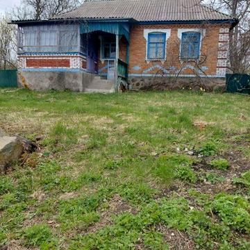 Продається будинок  в селі