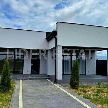 продається американка в Оноківцях 240000$
