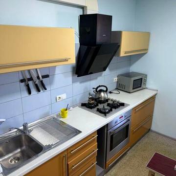 Оренда 2 к.51м2 є газ. Після косметичного ремонту. Метро Шулявська, Індустріальний, НАУ