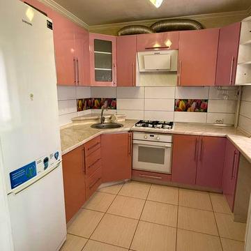 Срочно сдам!! 3 к.квартиру на ЮТЗ с ремонтом