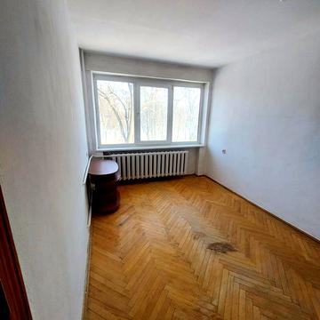 Продаж 2кім квартира