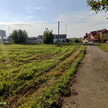 Дубнівська, 12