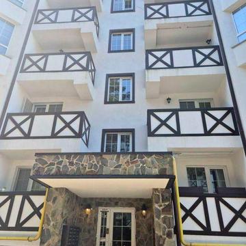 Продам квариру 3азимя ЖК Десна резиденс