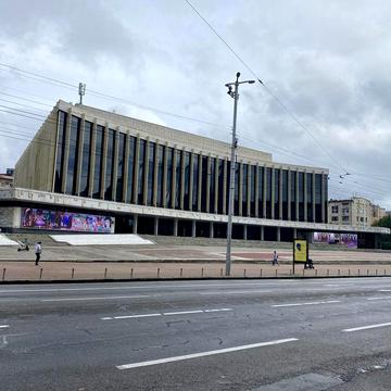 Аренда 1 кімнатноі квартири метро Палац Украіни. Киів