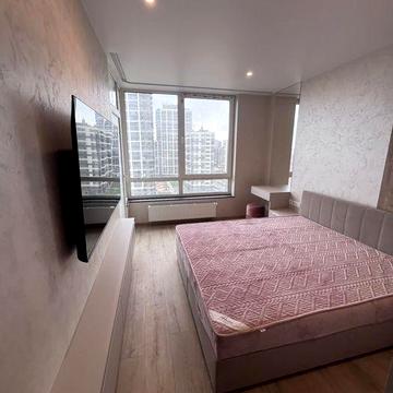 Олександра Олеся 5А ЖК Варшавський 2 Ретровіль