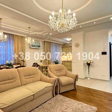 Продаж 2 кімн. квартири | вул. Івана Франка | Район стадіону Авангард