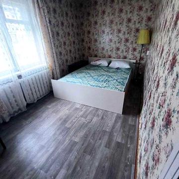 Здається в оренду 2-кімнатна квартира на проспекті О. Поля (Кірова)