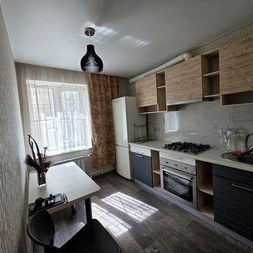 Сдам 2ком.квартиру на Григория Сковороды Центр