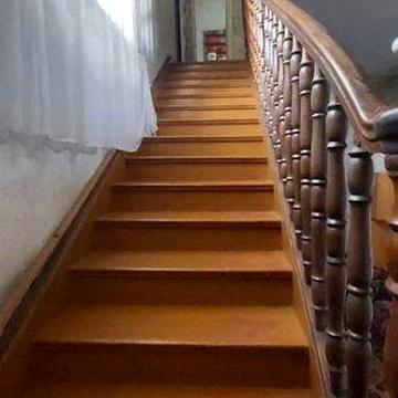 Терміново продам квартиру в будинку у м.Свалява
