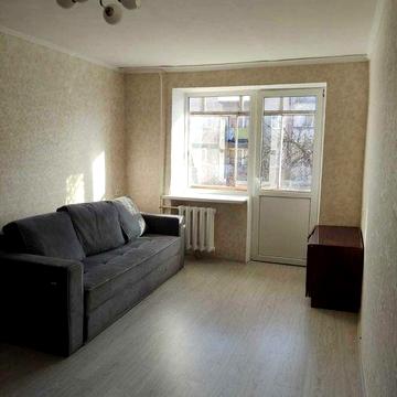 Здається в довгострокову оренду 2-кімнатна квартира по вул. Золота, 7