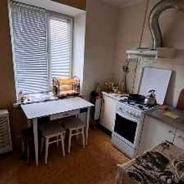 Продам 3 ком. ул. Вадатурского \ р-н рынка