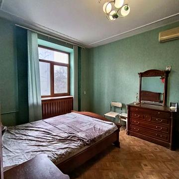 Сдам квартиру 3 комнаты Центр