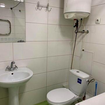 Довгострокова оренда 2к Квартира Алана Шепарда (Суворова) вулиця