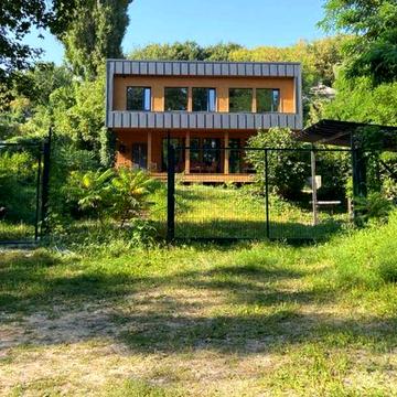 Довгострокова оренда будинку, Київ