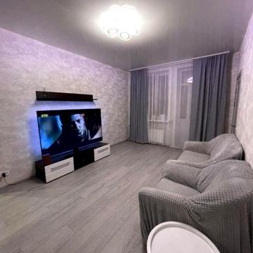 2х комнатная в Центре Долгосрочная только