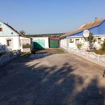 Продам дом кухня гараж сауна огород сад не здається .