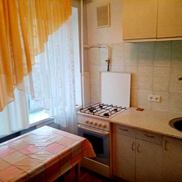 сдам 1 комнатную квартиру соломенский район