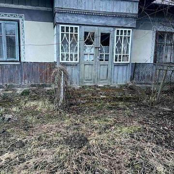 Продаж будинку     .