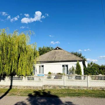 Продається будинок 12 500 $  торг