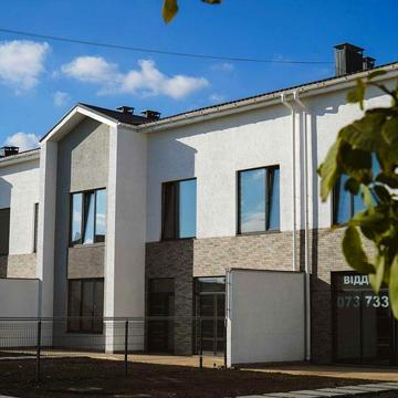 Продажа Таунхаус Новое Бугово Луговая Черноморск 192 м² 3 сотки єОселя