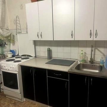 Здам 2-х кім. кв. по вул. Симиренка 11 на Південній Борщагівці.