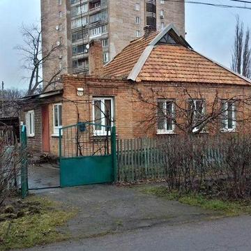 Продаю дом по Днепр.шоссе,(ул.Пурина 57,Долгинцево)очень хорошее место!