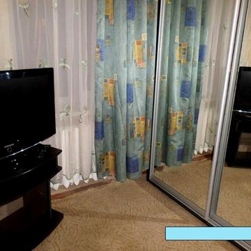 Здам двокімнатну квартиру на КПІ, метро Політехнічний інститут 3 хв, Тбілісський провулок 10. Зоопарк, Ярмоли.