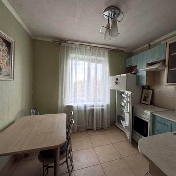 Левада гарний  стан з кондиціонером