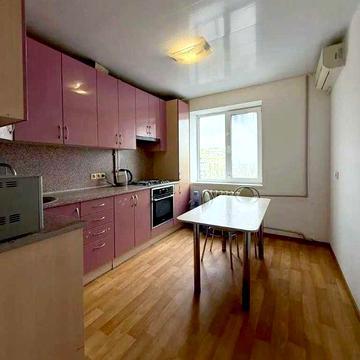 Продам 3-к квартиру на ж/м Левобережный-1, Березинка