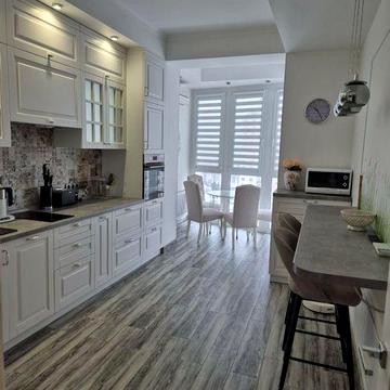 Долгосрочно 2 ком Жк Юрія Поправки, Метро Чернігівська.