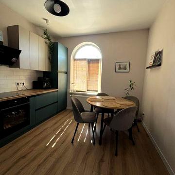 Квартира двокімнатна з ремонтом ЖК іспанія