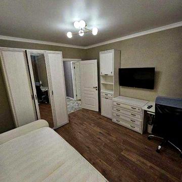 Оренда трьох кімнатної квартири по вул Політехнічна