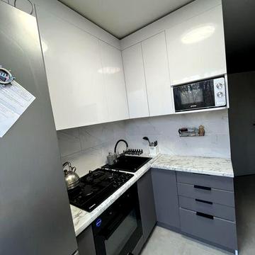 Продаю квартиру 2 кімнати 17-й квартал