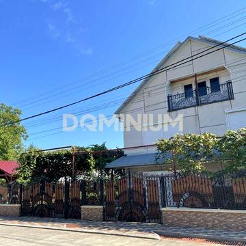 Продаж Будинок м,Виноградів