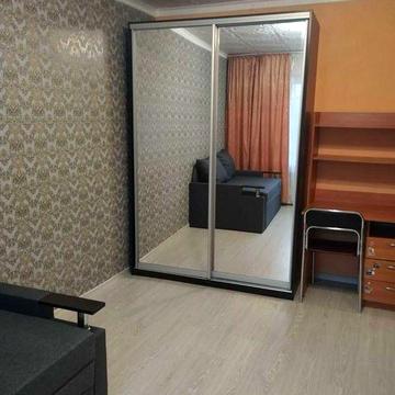 Сдам однокімнатну на Куренівці, вул. Петропавлівська 14