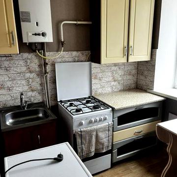 Здається 2 кім квартира в Центрі