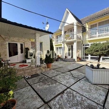 Продаж сучасного будинку в м Виноградів