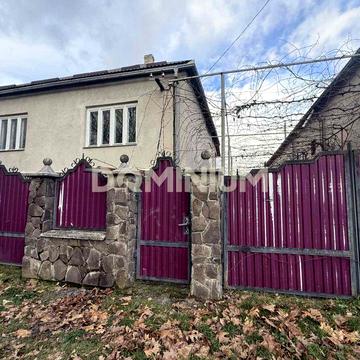 Продаж просторого будику в смт Королево