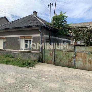 Терміновий продаж будинку у м. Виноградів, вул. Кооперативна