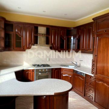 Продається сучасний будинок м.Хуст