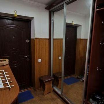 Продаж 3-х кімнатна квартира