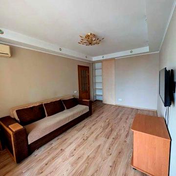 Оренда 1-к Голосіївський р-н м Палац Україна вул. Велика Васильківська