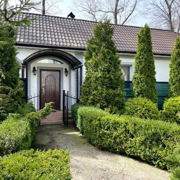 Здається затишний будинок площею 90 м² із власним зеленим куточком в селещі Новосілки, район Теремки