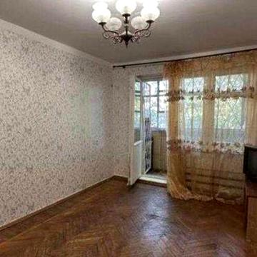 В районе 22 й больницы , ул Байрона, продам 2х комн квартиру