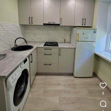 Зупинка Чайковського після ремонту поруч АТБ