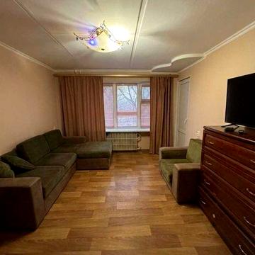 Продаю 2к Квартиру Тополь 2