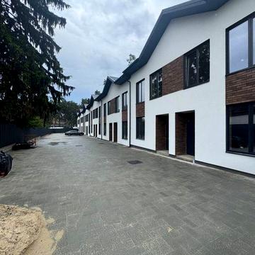 Чудовий таун хаус, сосни Центральний парк, газ, готовий. Власник.