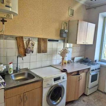 Продажа 2к. чешка р-н пр. Л.Украинки ул. Антоновича.