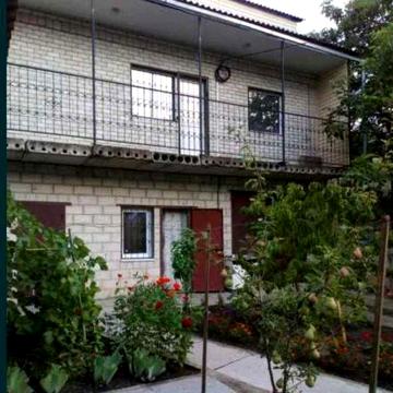 Продам дом Мерефа 5 км . Отличное жилое состояние . Участок 10 сот.TB