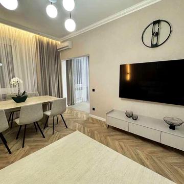 Продаж 3 кімнатної квартири з ремонтом/ центр / Сквер Бабаєва